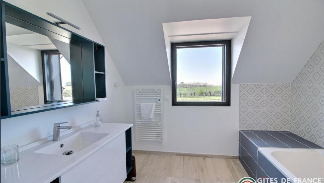 Domaine De Kerantroad Villa Plonevez-Porzay ภายนอก รูปภาพ
